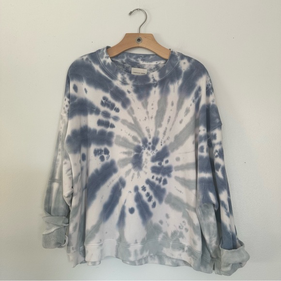 American Eagle Outfitters Tops - American Eagle Sweatshirt